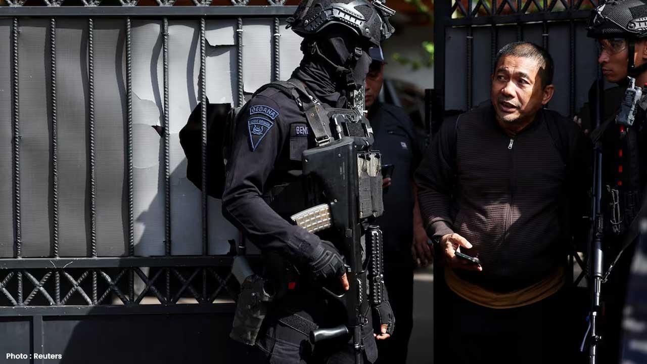 Dozens Hurt in Jakarta Mosque Blast During Friday Prayers