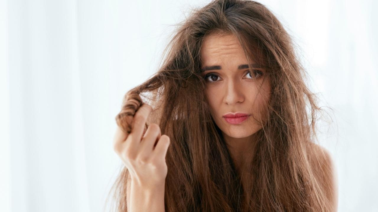 Conquer Winter Frizz: 5 Essential Hydration Tips for Hair