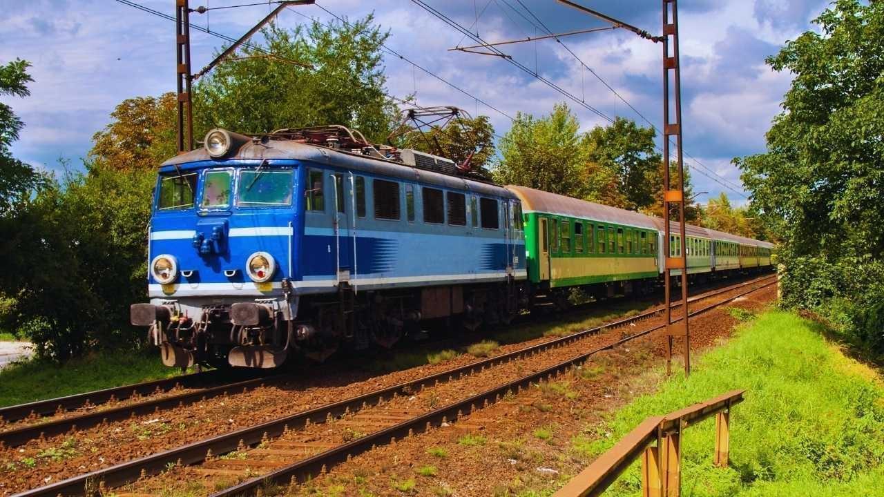 Train Travel Revival: Embracing Slower Journeys in a Fast-Paced World