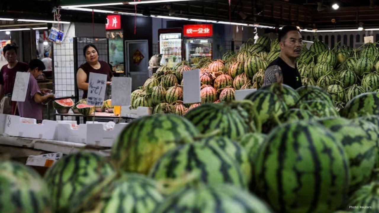 China's Consumer Prices Increase Slightly Amid Easing Producer Deflation