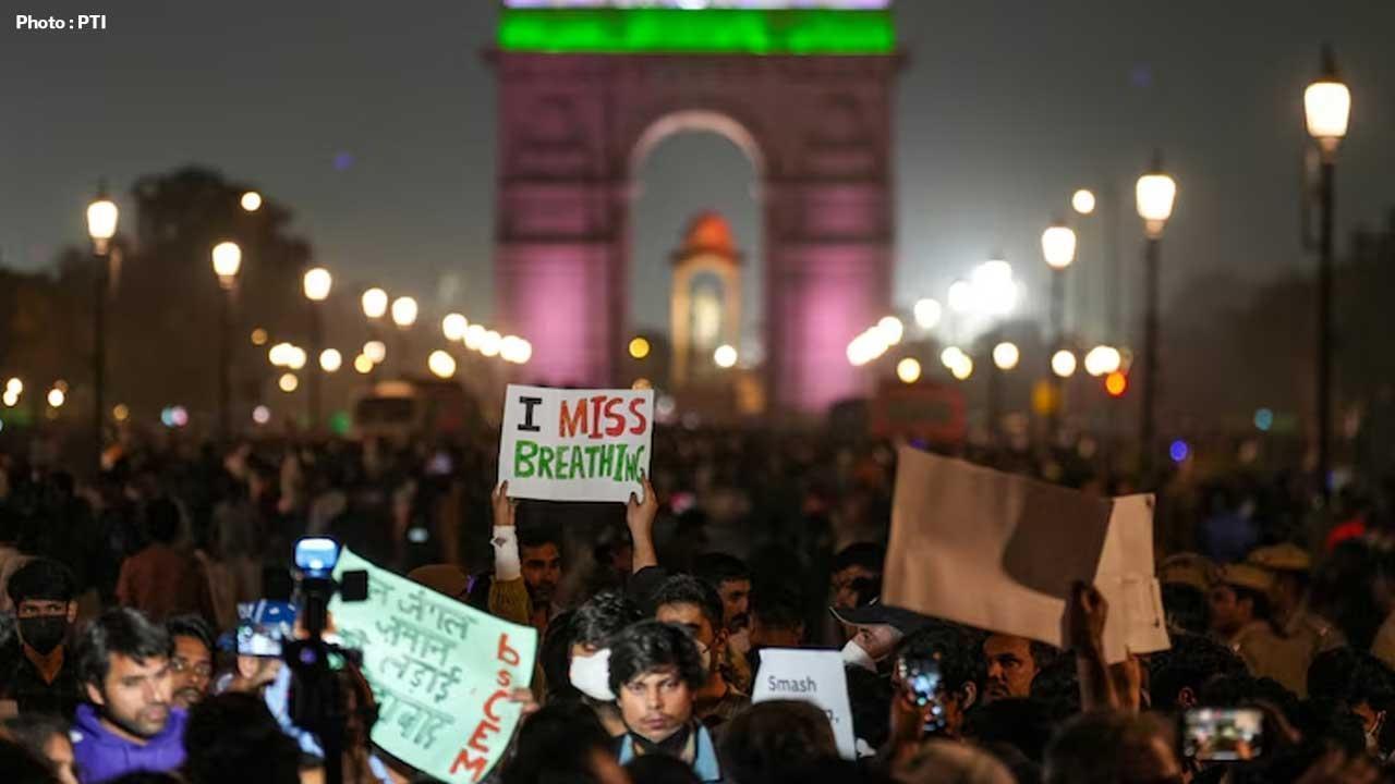 Pollution Crisis: Delhi-NCR Air Quality Reaches Hazardous Levels