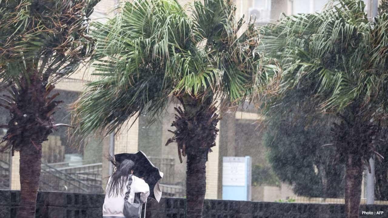 Typhoon Fung-wong Strikes Taiwan, Over 8,300 Residents Evacuated Amid Severe Flooding