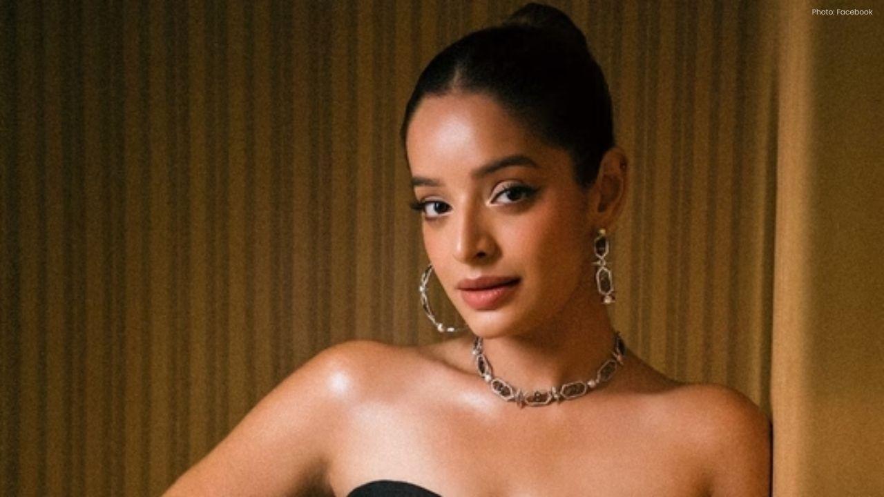 Lisa Mishra Makes Enthusiastic Return to Theatre After a 15-Year Hiatus