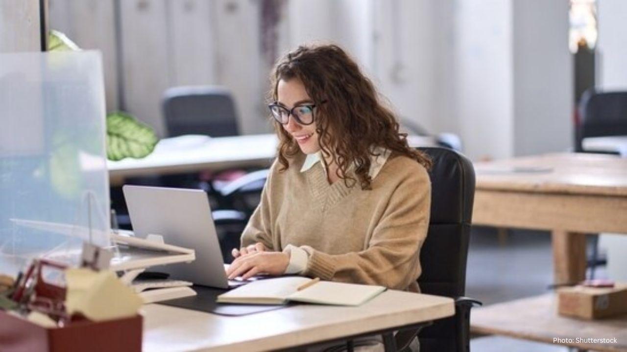 Revitalizing Workspaces with the Colour-Drenching Trend