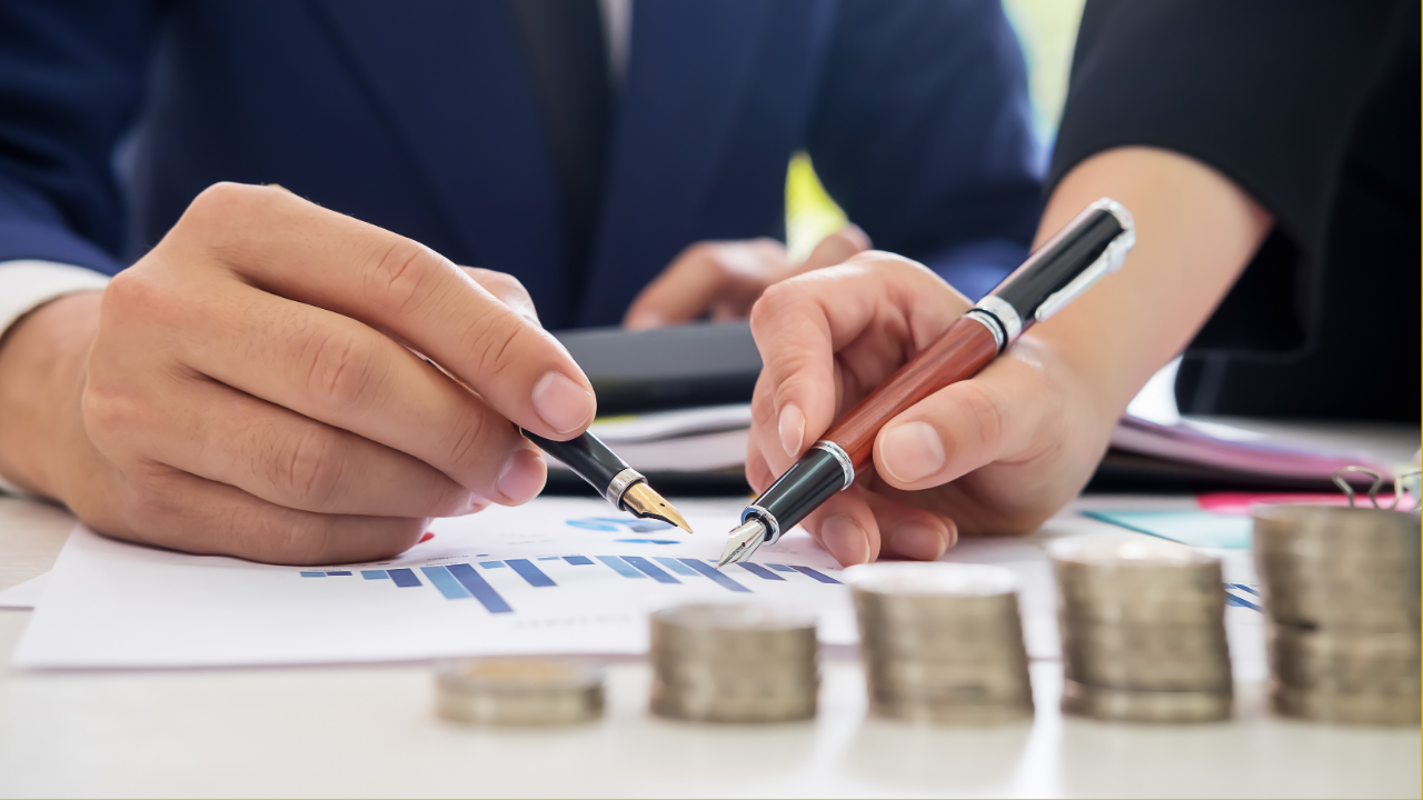 Five Essential Strategies for Resilient Business During Recessions