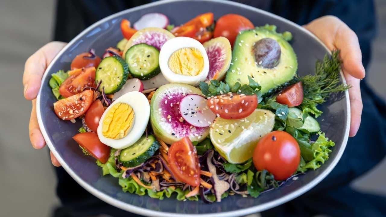 Navigating Dubai's Supermarkets for Keto and Low-Carb Foods