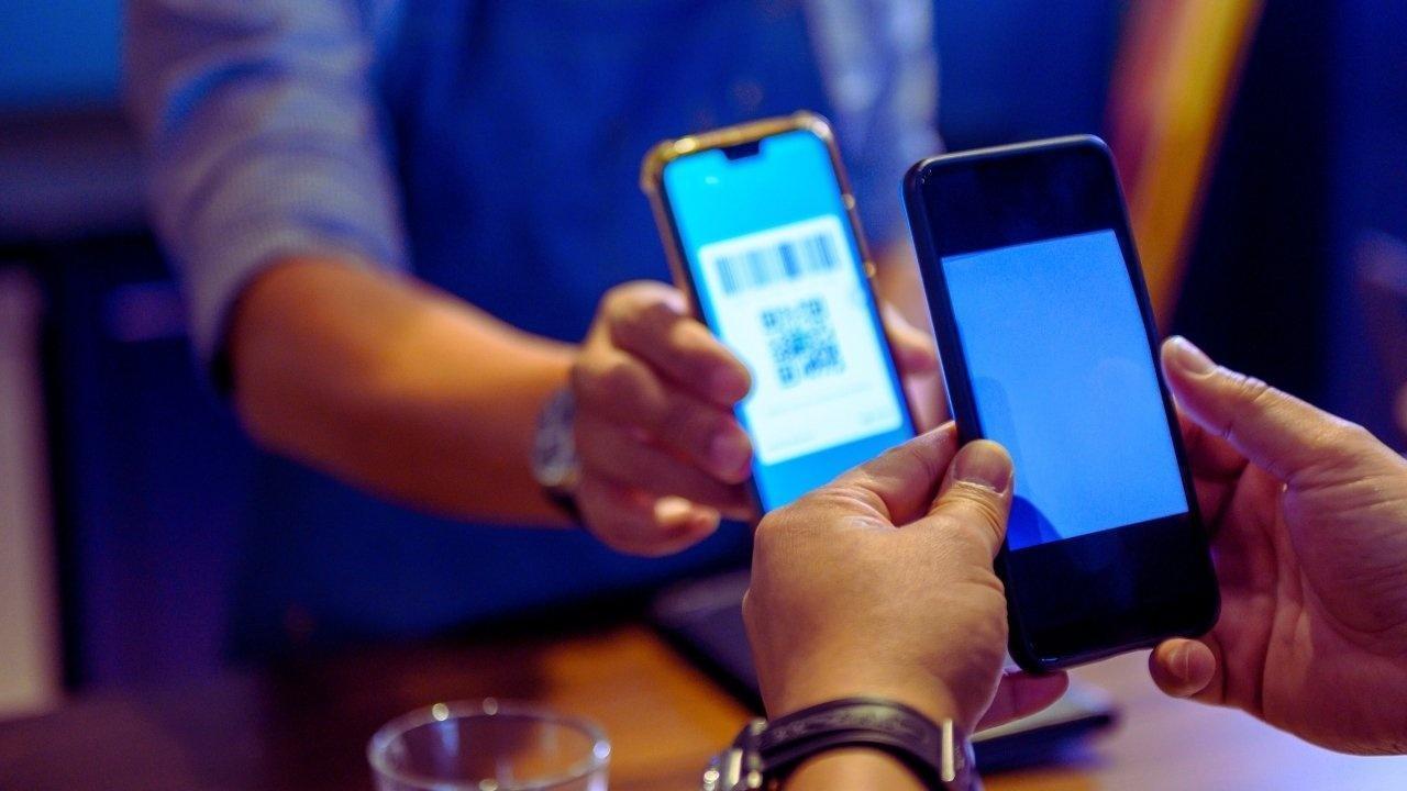 Navigating Life Without Cash: Insights from Recent Payment Hiccups