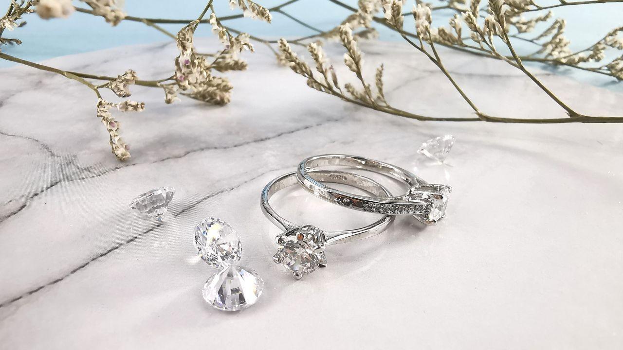 India Enforces Import Licenses on Platinum Jewellery Through April 2026