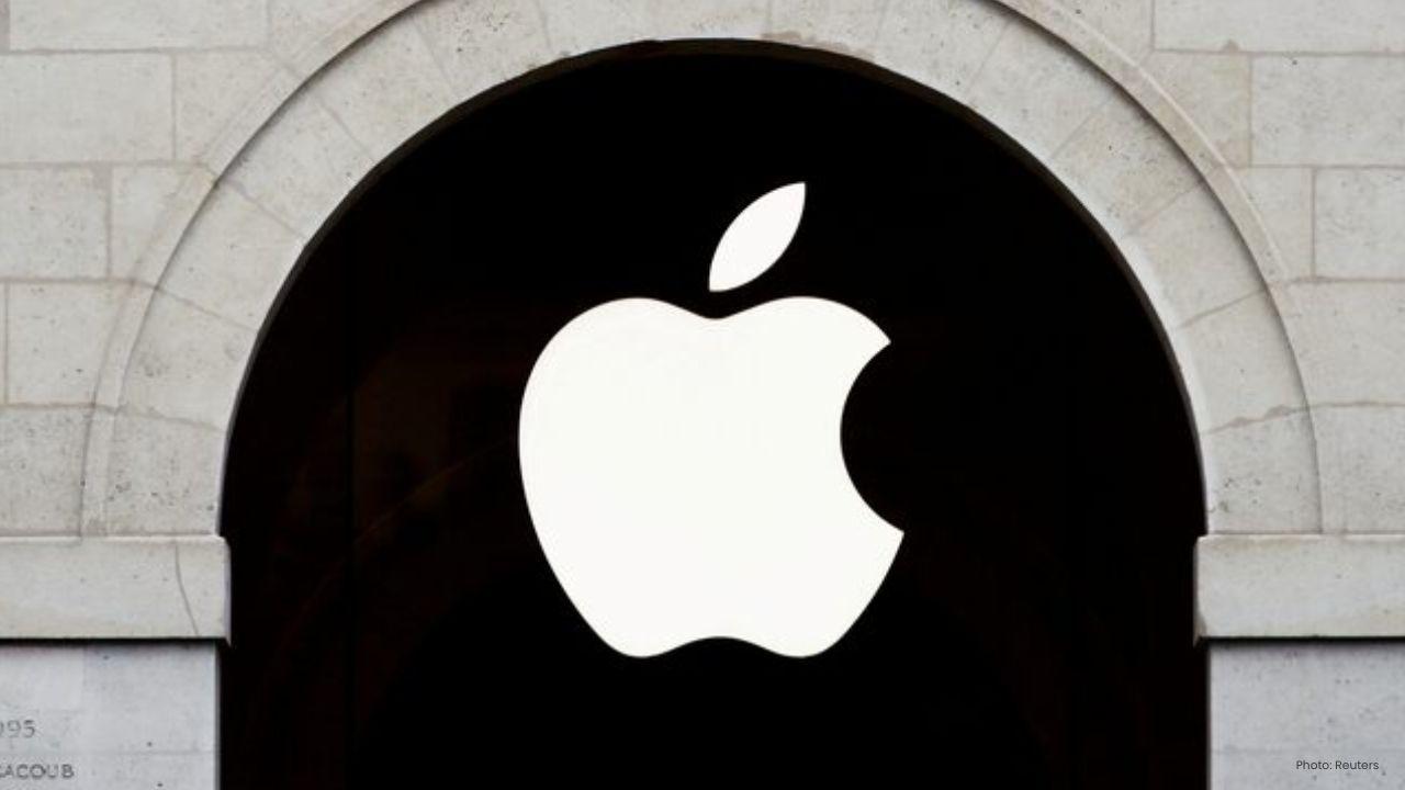 Former Apple Designer Abidur Chowdhury Joins AI Startup in Major Departure