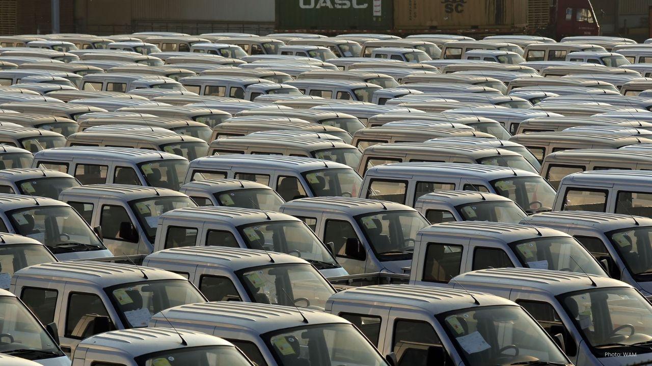 China's Auto Exports Surge, NEVs Drive Growth in 2025