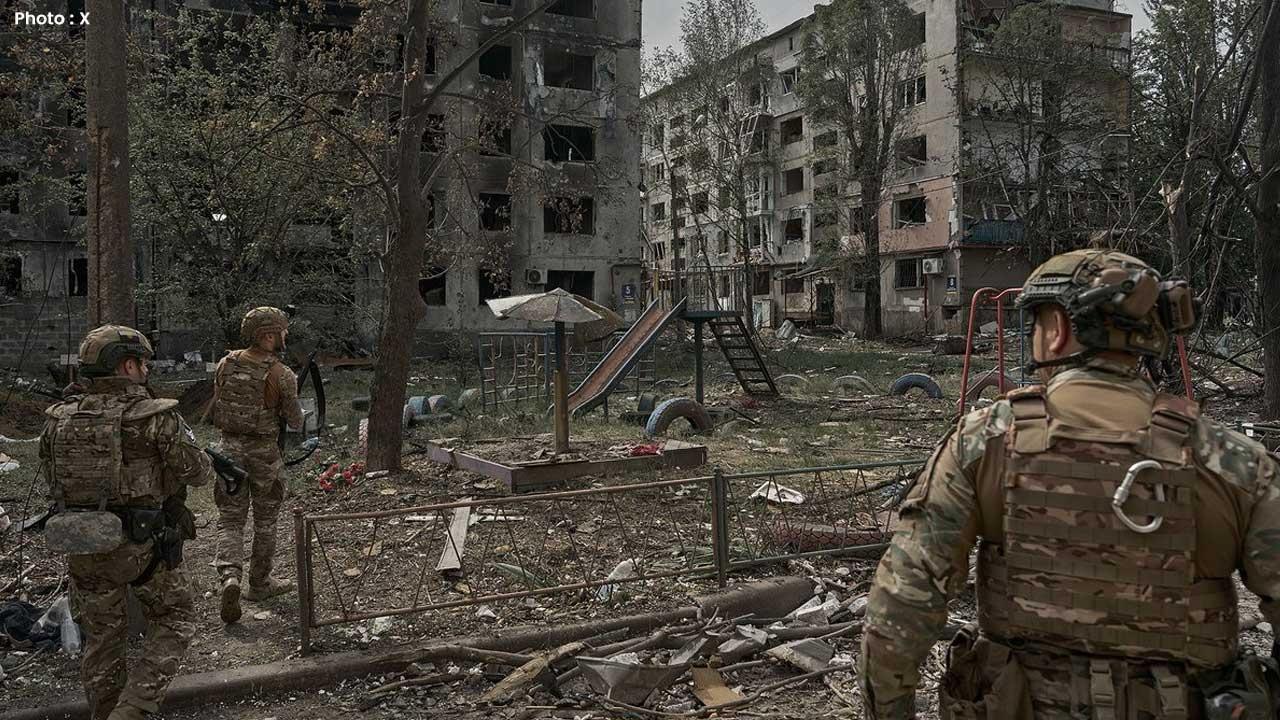 Russian Forces Announce Control Over Strategic City Kupiansk in Ukraine