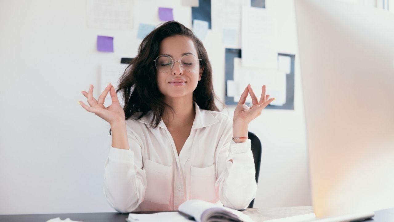 Combat Burnout: 3 Quick Micro-Practices for Instant Stress Relief