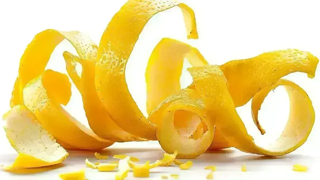 Transform Your Routine: 6 Unexpected Benefits of Lemon Peels for Health and Home