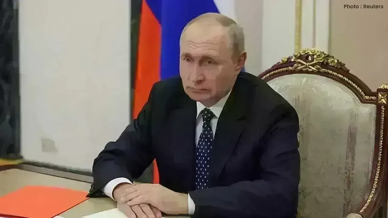 Putin Warns of Russian Escalation in Ukraine Tension Over U.S. Peace Proposal