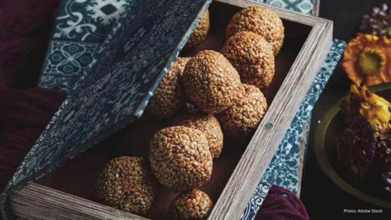 Discover the Health Benefits of Til Ladoo as a Winter Essential