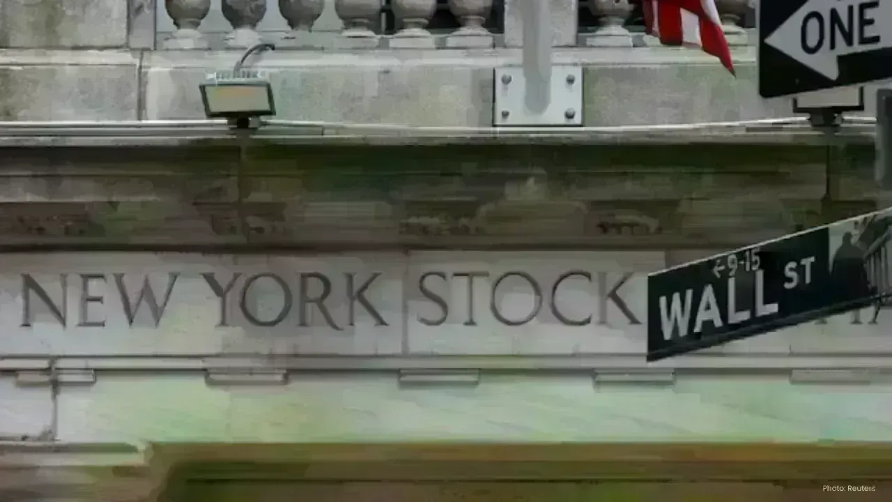 Blue Owl Capital Considers Fund Merger Amid Investor Concerns