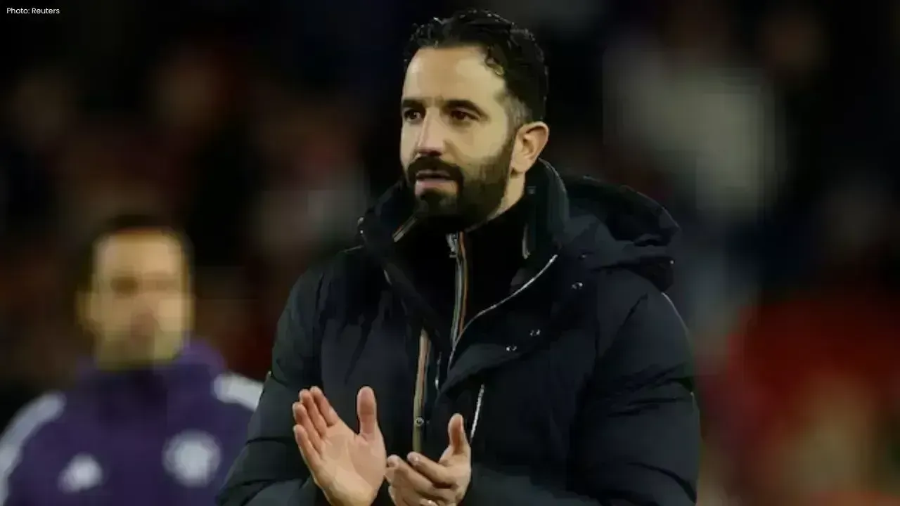 Ruben Amorim Addresses Transfer Interests of Mainoo and Zirkzee