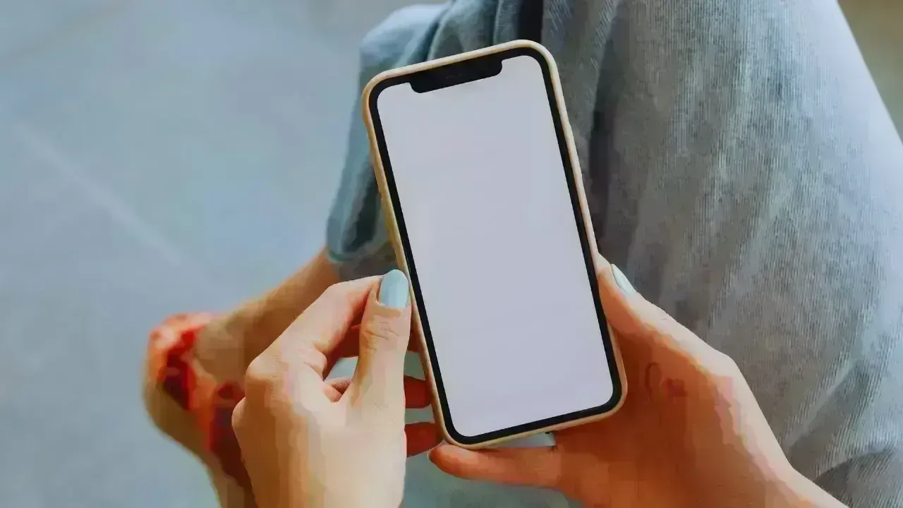 Essential Measures for Securing Your Smartphone Post Vulnerability Alert