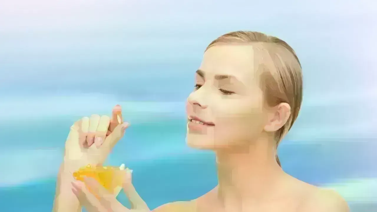 Transform Your Skin Overnight: The Benefits of Using Vitamin E Before Bed