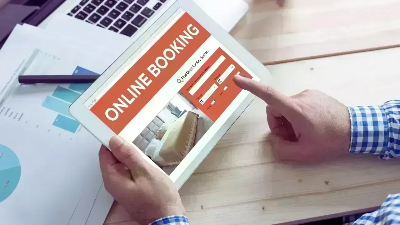 Navigating Holiday Bookings Amidst Unforeseen Outages