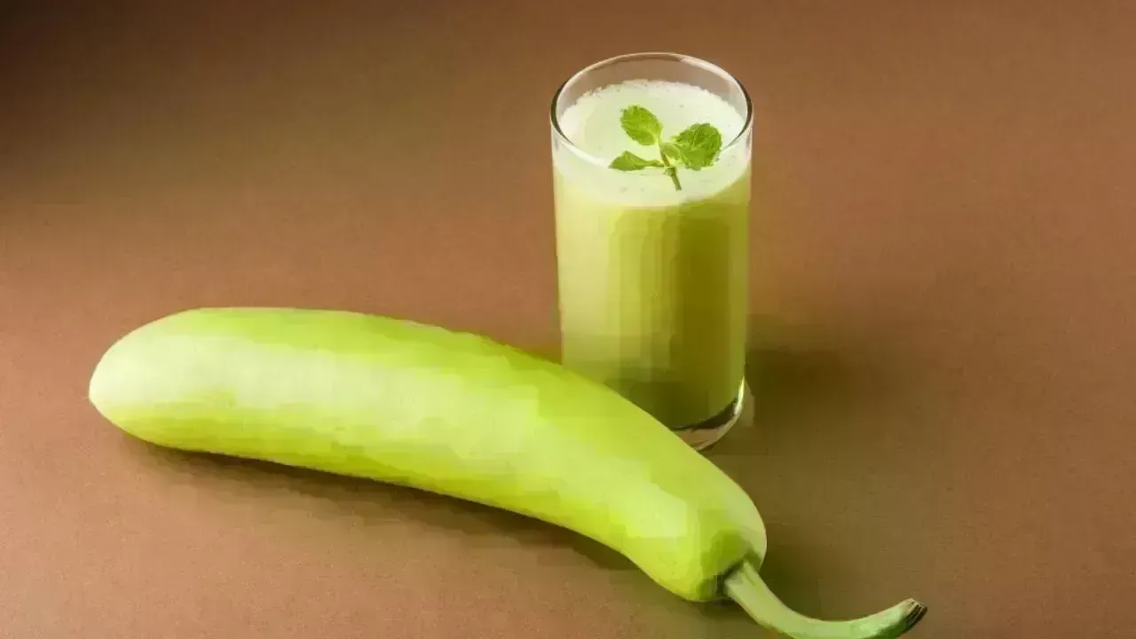 The Healing Virtues of Bottle Gourd Juice: An Ayurvedic Perspective