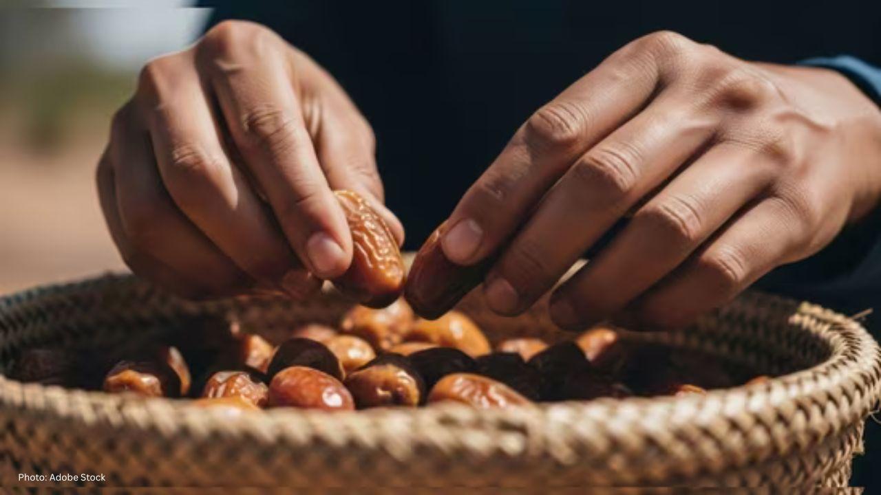 Why Eating Two Dates Every Morning Can Improve Your Health, Experts Explain