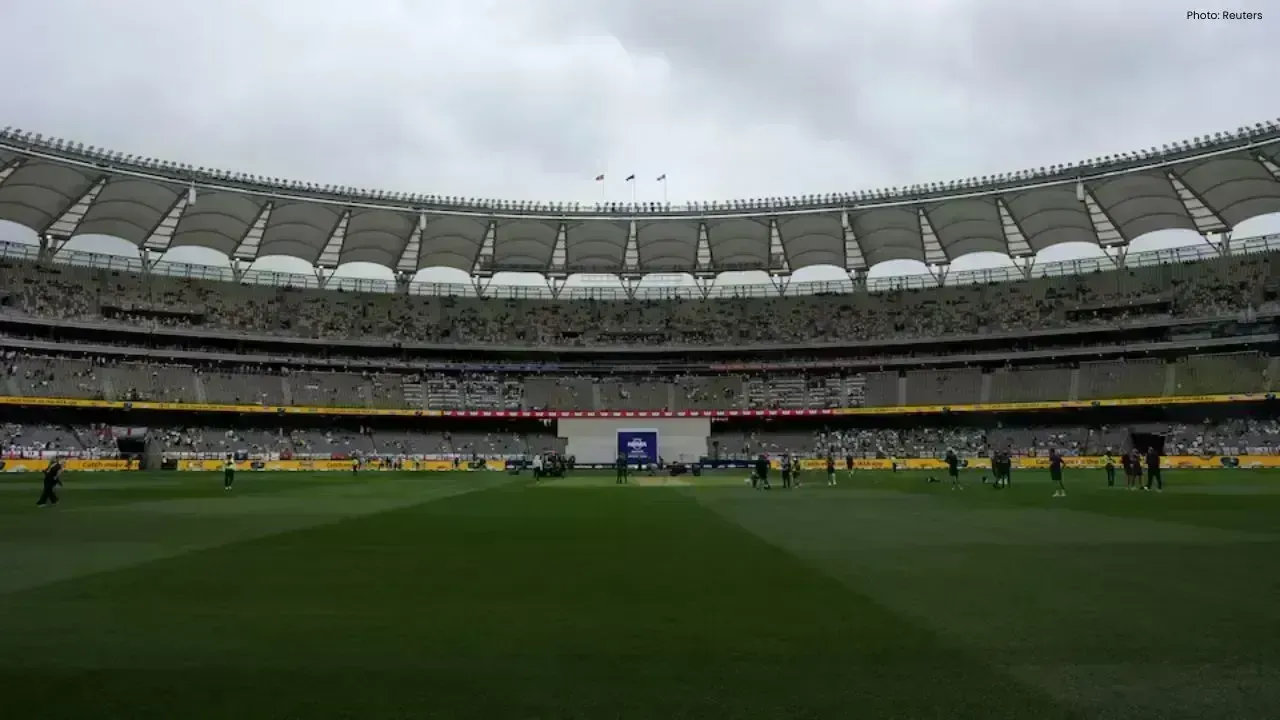 Optus Stadium's Generous Food Donation Follows Early Ashes Test