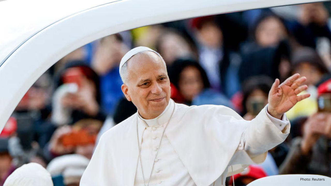 Pope Leo Begins First Overseas Trip With Call for Peace