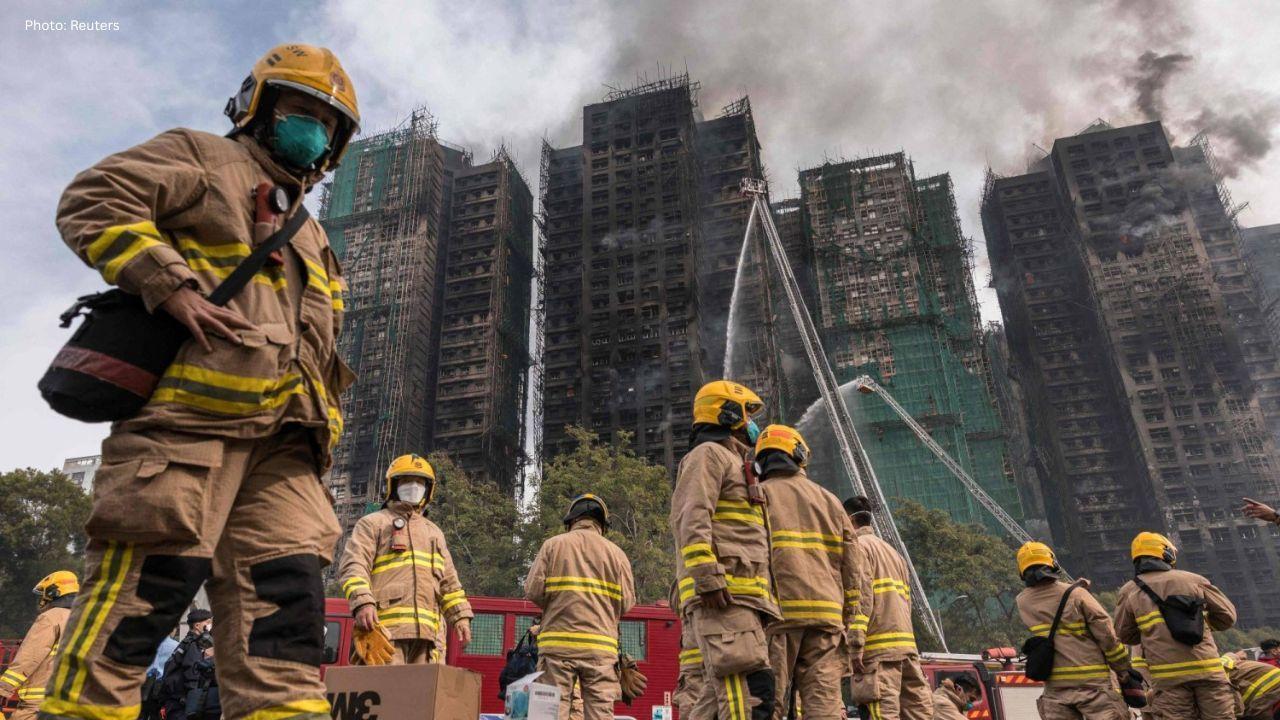 Hong Kong Blaze Leaves 55 Dead and Hundreds Missing, Firm Accused of Negligence