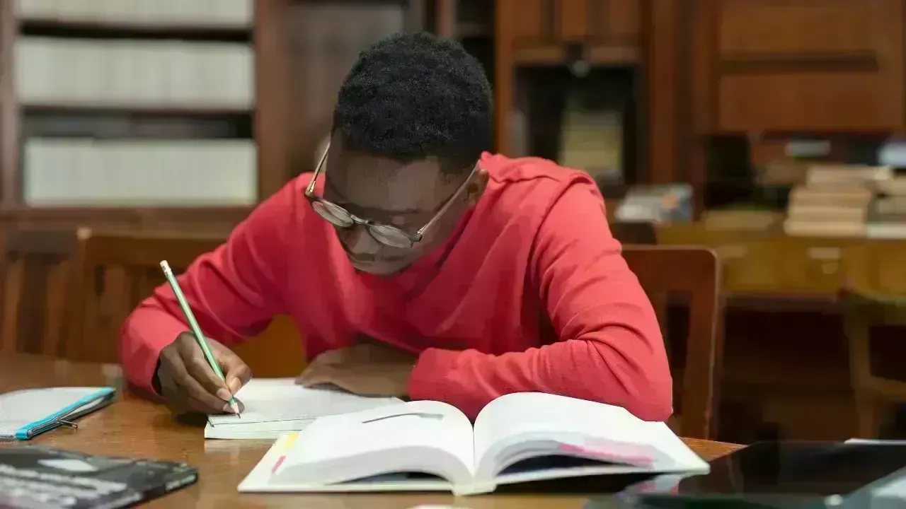 Canada to Slash Study Permits Impacting 2026 Indian Students