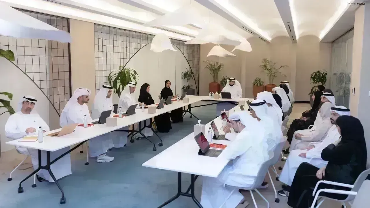 Sheikh Ahmed Evaluates Strategic Directions of Dubai Media Council