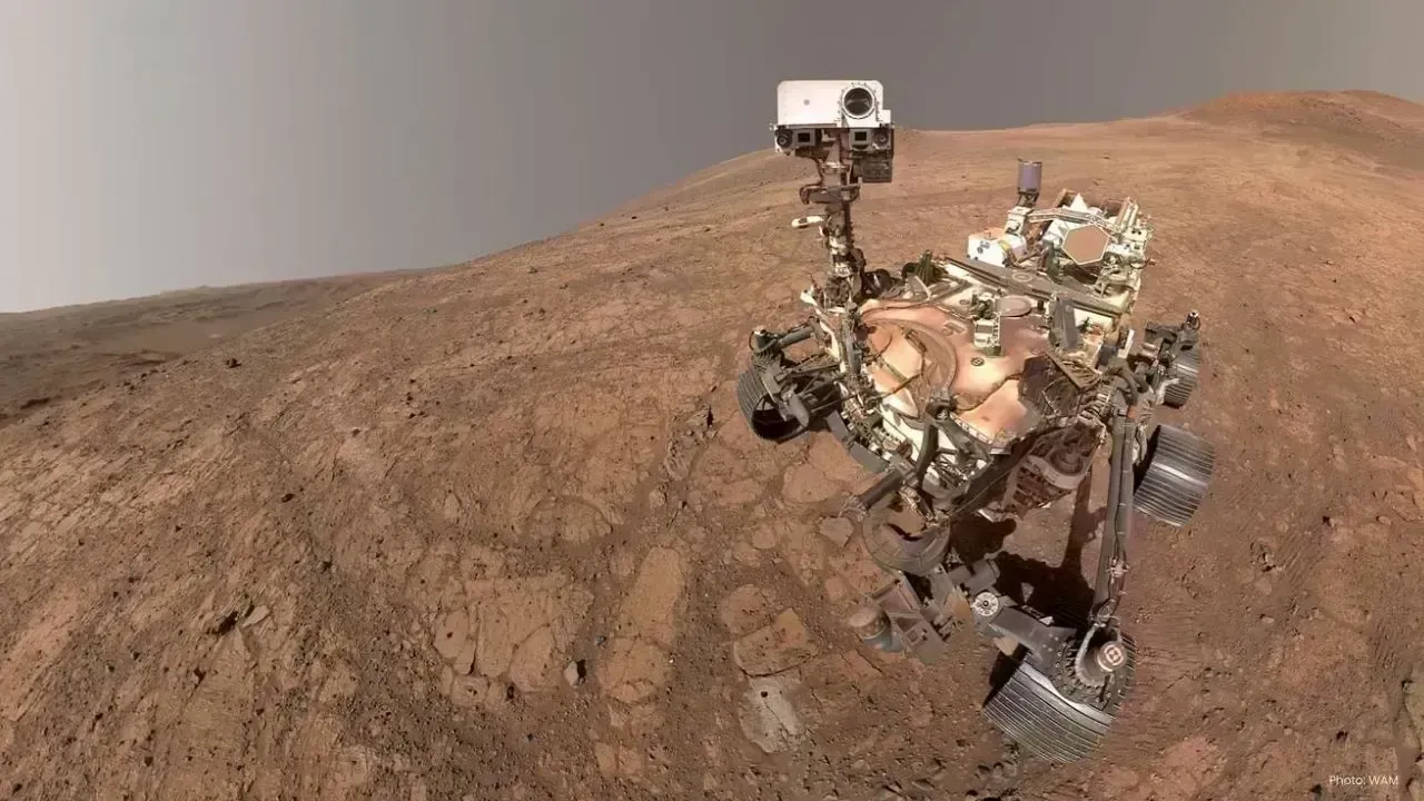 NASA Rover Discovers Electrical Activity on Mars