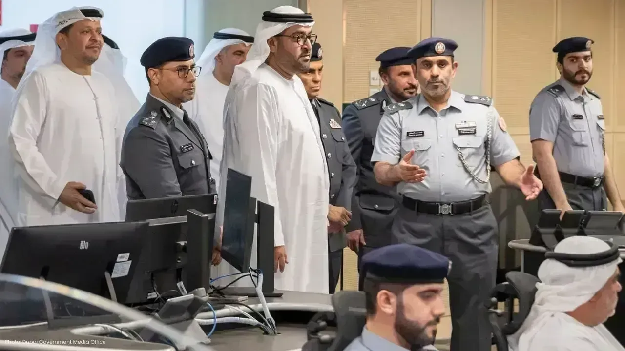 Sheikh Mohammed Assesses Al Ain's Security Initiatives