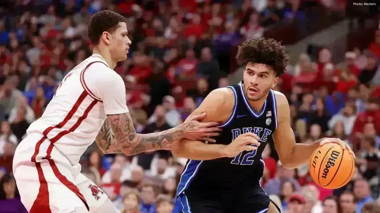 Duke Triumphs Thanks to Cameron Boozer's 35-Point Showcase Against Arkansas