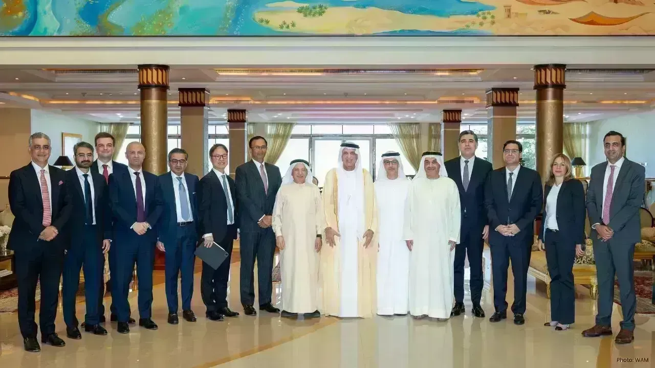 Sheikh Saud Discusses RAKBANK Development and Digital Progress