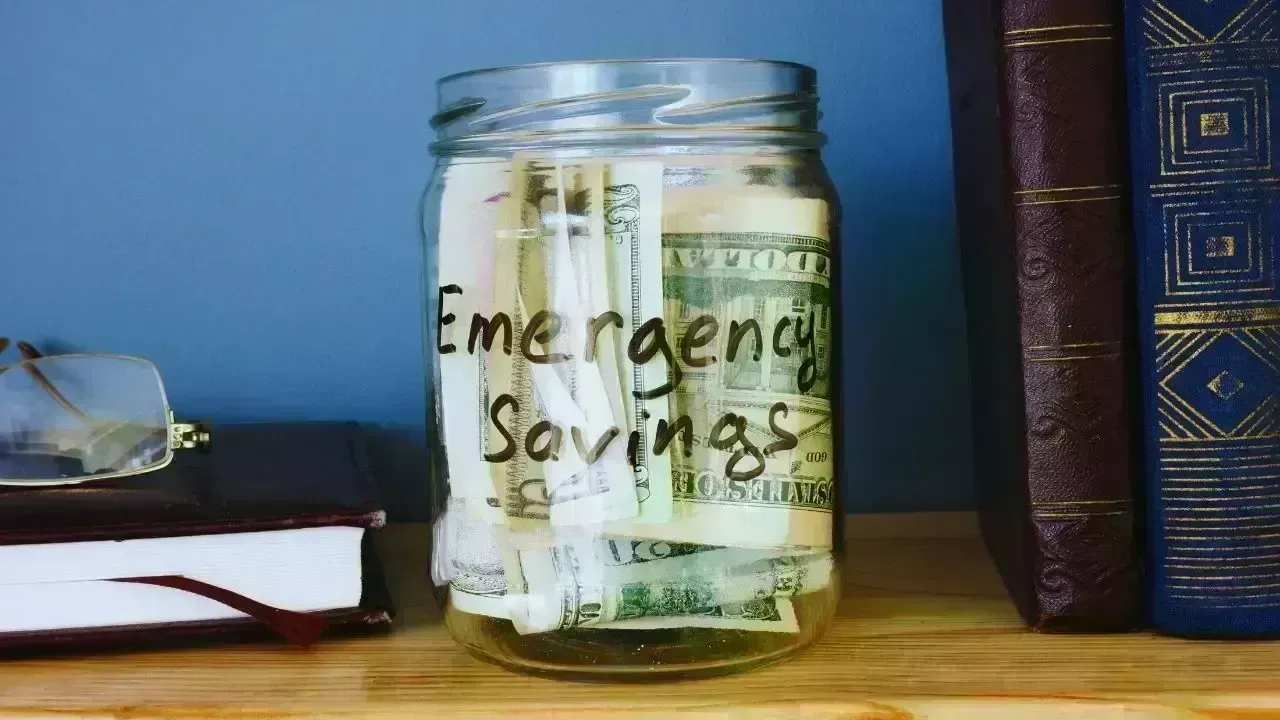 Establishing an Emergency Fund Within a Year on a Limited Income