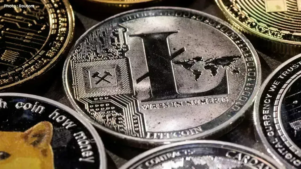 CoinShares Abandons US Crypto ETF Initiatives Due to Market Pressures