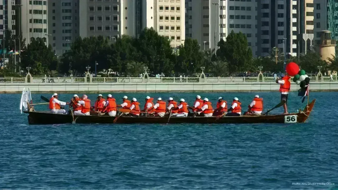 Abu Dhabi's Eid Al Etihad 40ft Rowing Race: A Maritime Celebration