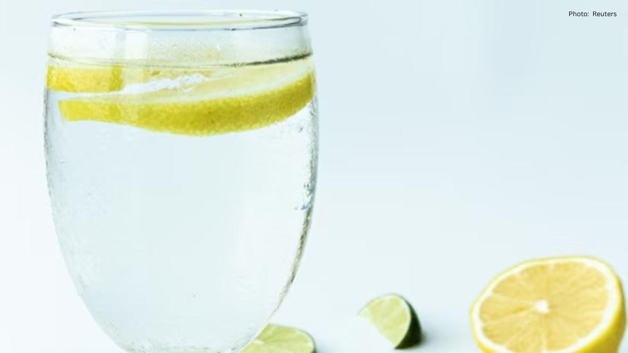 The Real Facts About Lemon Water: What It Can and Cannot Do