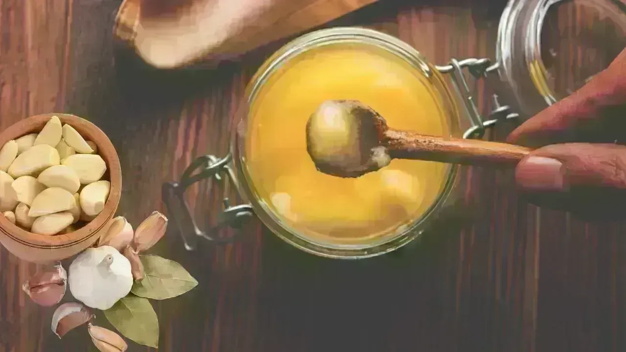 Garlic and Clarified Butter: A Time-Honored Cure with Significant Health Advantages