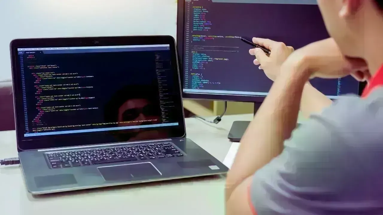 Beyond Coding: The Emerging High-Income Roles in Tech