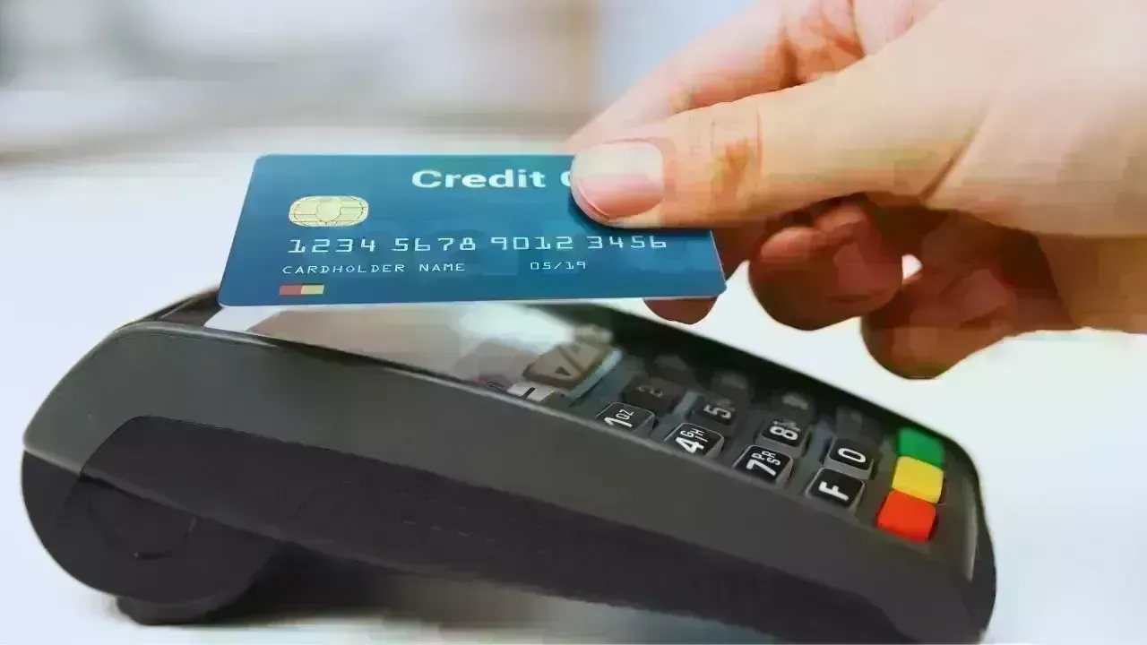 Navigating Credit Card Use Amidst Inflation: Tips to Prevent Debt Traps in 2026