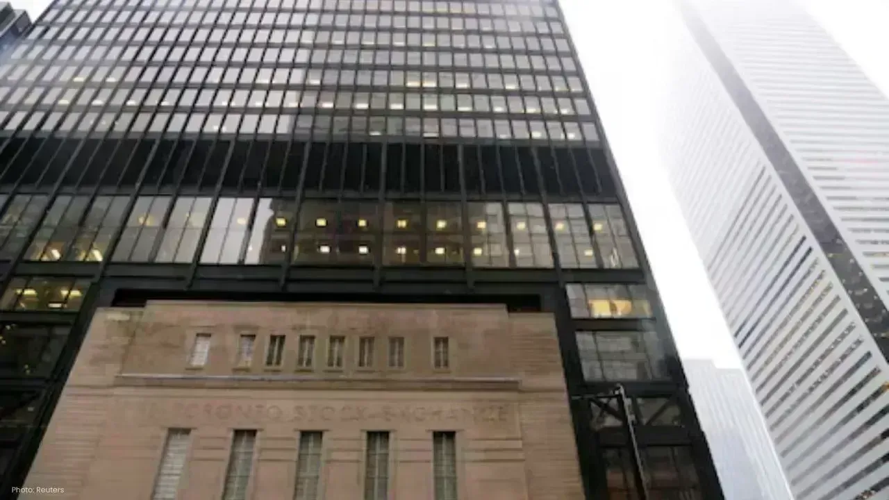 Laurentian Bank Sells to Fairstone and National Bank in Major Restructuring