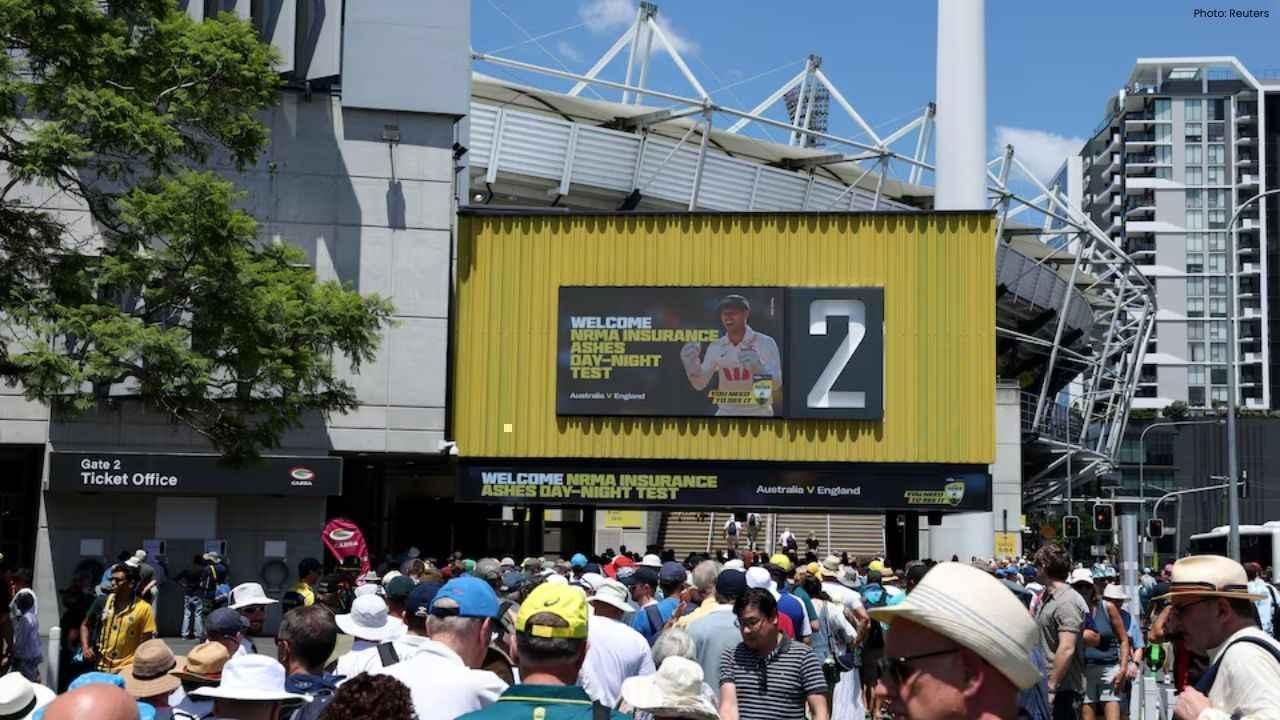 Australia Opts for All-Pace Attack in Brisbane's Second Test