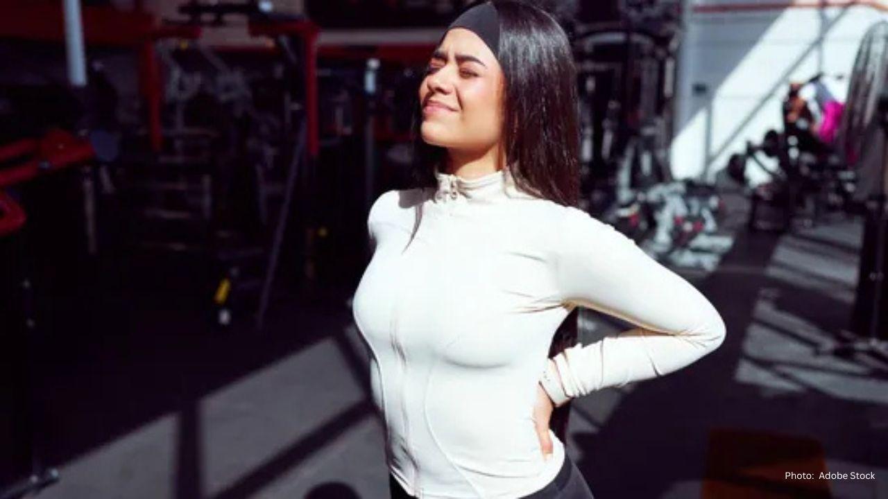 Spinal Surgeon Shares 8 Gym Dos and Don'ts to Protect Your Back and Reduce Pain