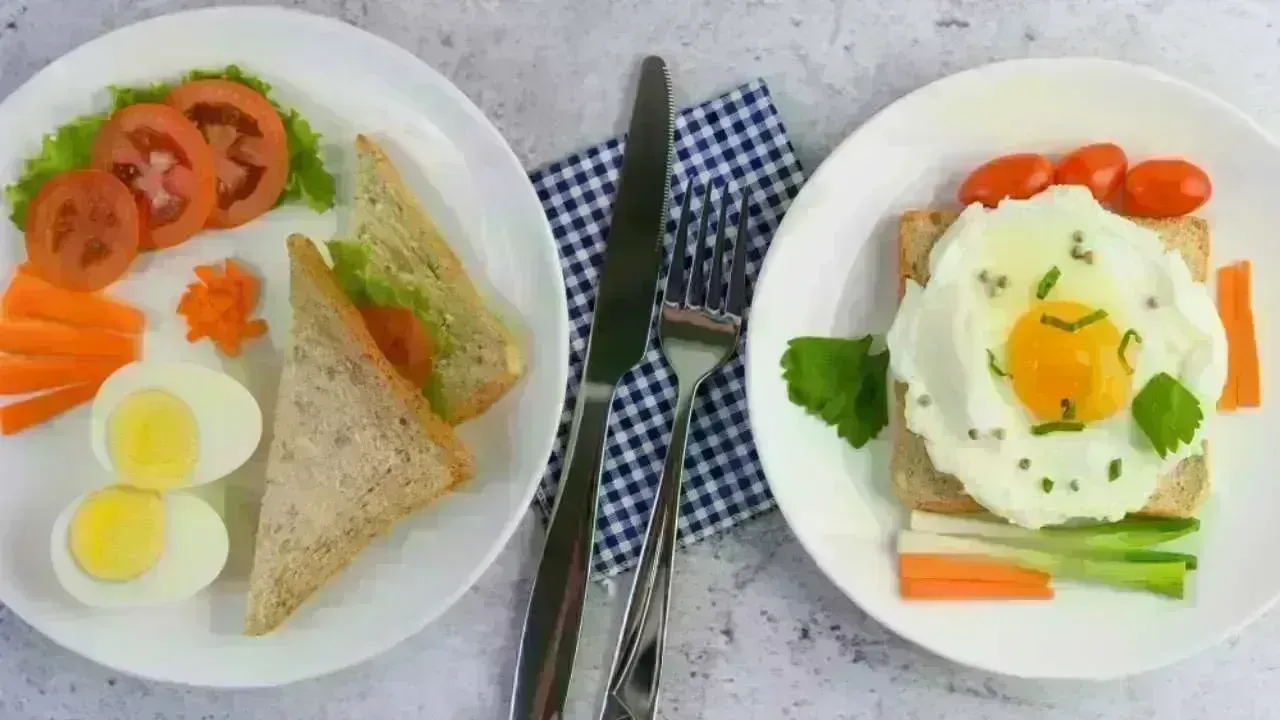 Comparing Boiled, Poached, and Omelette Eggs: Nutritional Insights