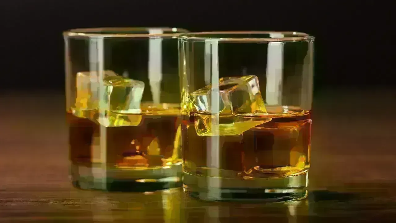 Thailand Eases Alcohol Restrictions to Enhance Holiday Tourism