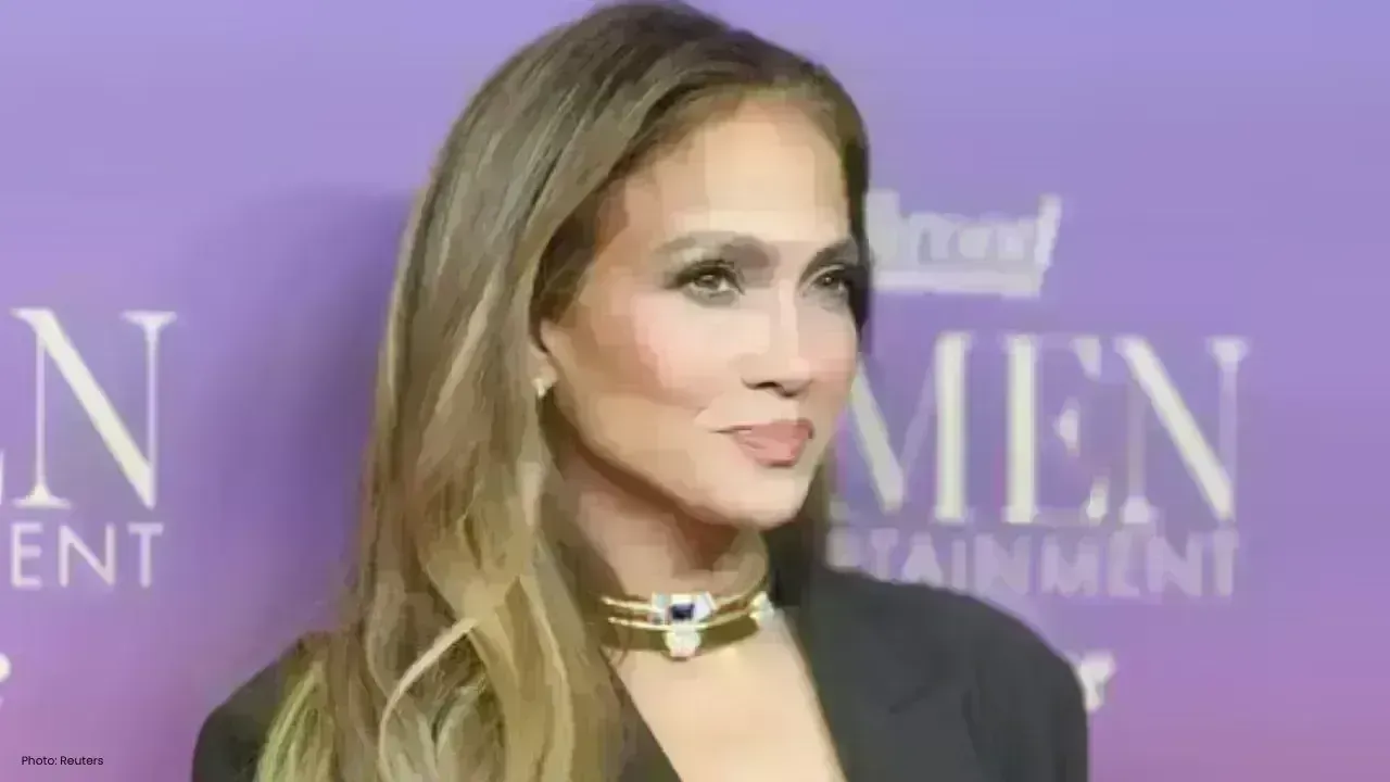 Jennifer Lopez Honored with the Equity Award at Women in Entertainment Gala