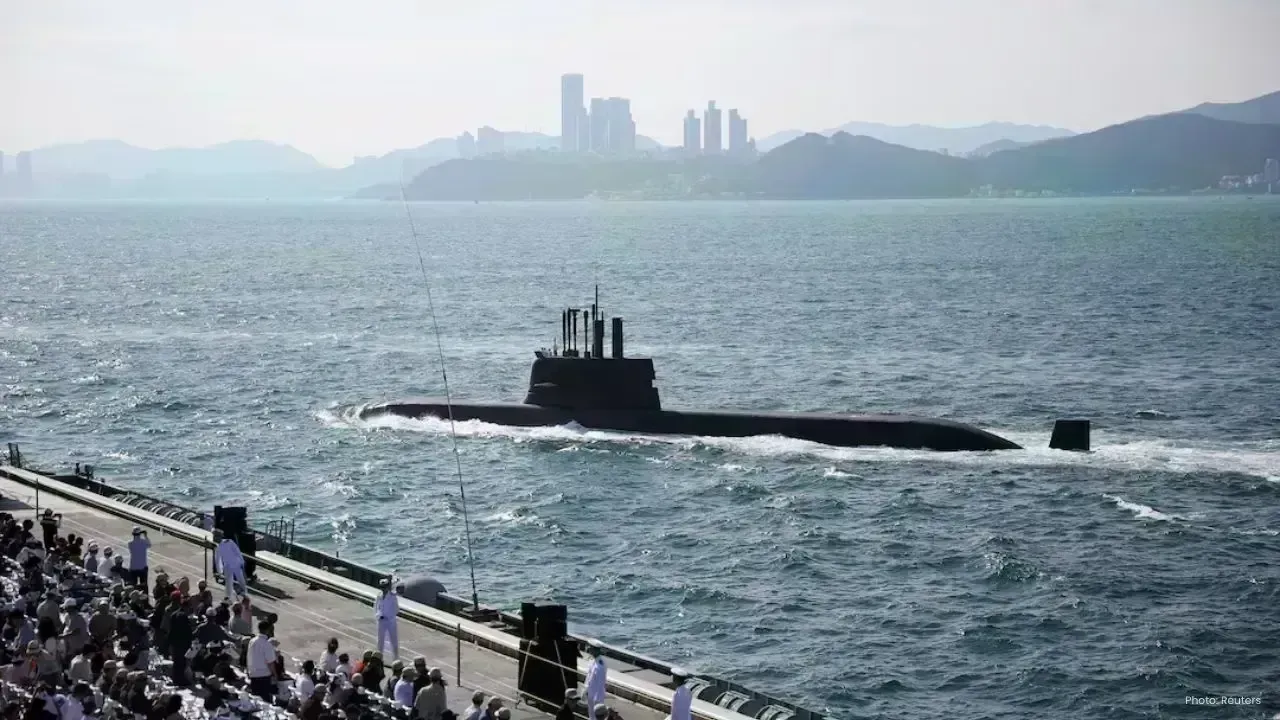 Seoul's Nuclear Submarine Ambitions Boosted by Trump Endorsement