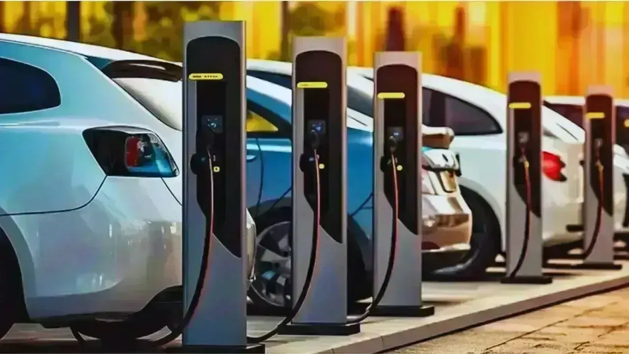 The Convergence of Electric Vehicles, Battery Innovations, and Renewable Energy in 2025